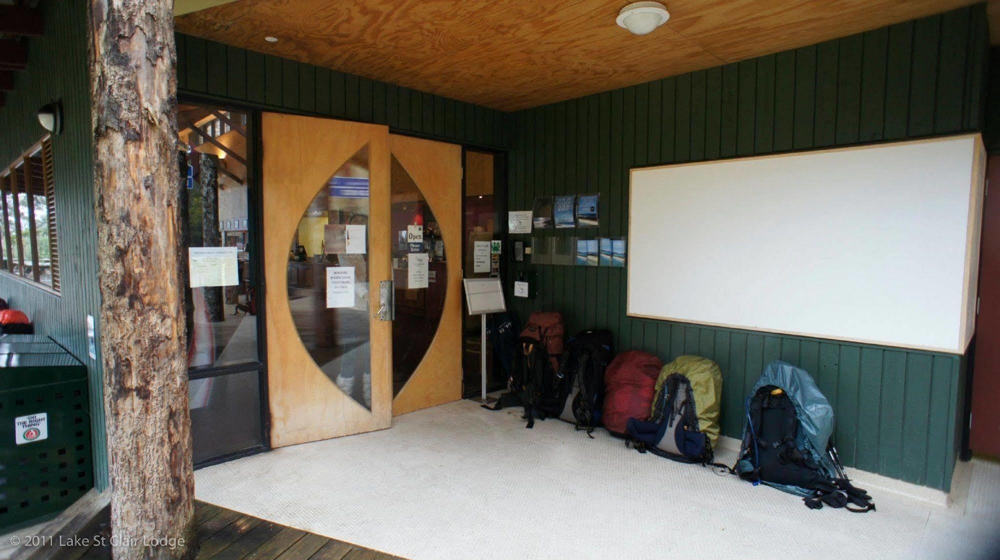 Lake St Clair Lodge Exterior photo